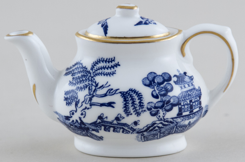 Miniature Teapot c1960-1980